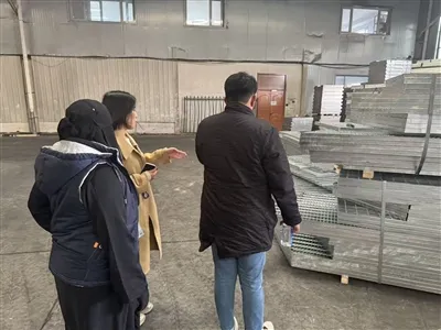 GNEE STEEL discuteix la cooperació amb el client de Qatar per ampliar el merc...